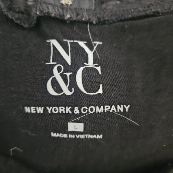 New York & Company Black Short Sleeve Lace Overlay Zip-up Large Shirt - Picture 4 of 6